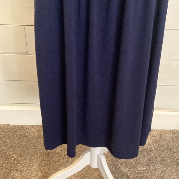 Old Navy dark blue Spagehetti strap sundress. Size XLT. Adjustable straps. - Picture 6 of 15